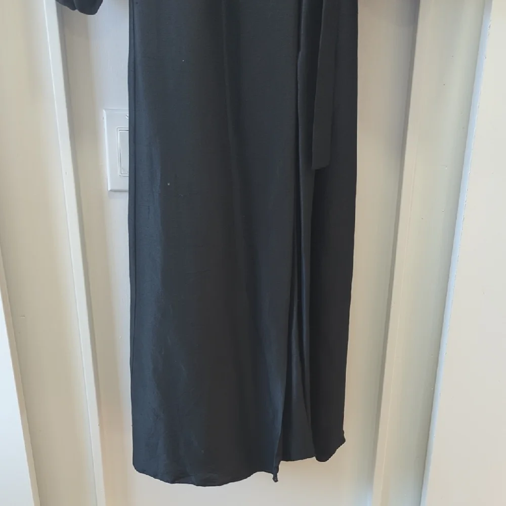 AZEEZA Black Silk Evette Blouson Puff Sleeve Wrap Midi Dress Size XS Bergdorf G